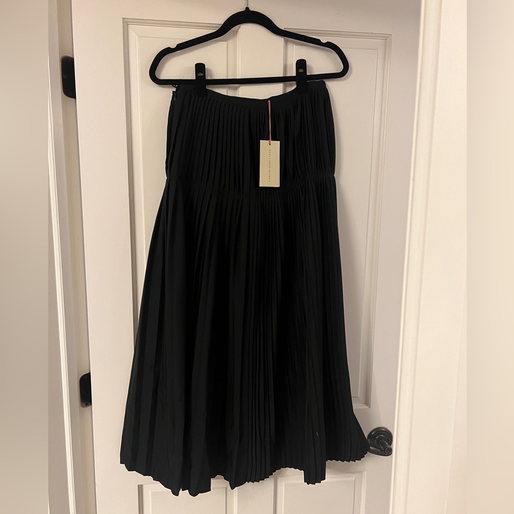 NWT Stella McCartney Black Pleated Skirt Sz 38